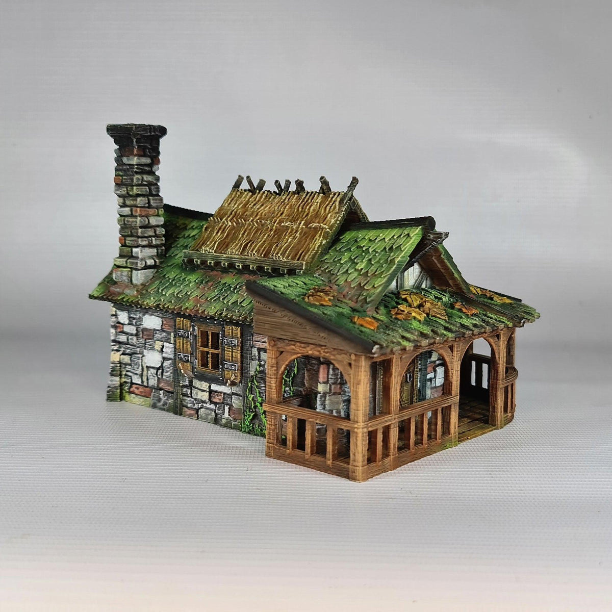 Autumn Fall Inn 28mm DND Terrain | Tabletop Wargaming Scenery for Warhammer, Frostgrave & RPG | Unpainted 3D Printed